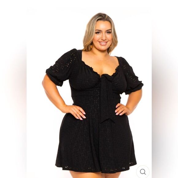 CURVY SENSE PLUS SIZE JENNI EYELET FLARE DRESS - BLACK - Picture 1 of 4